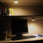 SLP series Touch Switch Stick-Up Lamp: Warm White Stick-up Installed on Desk